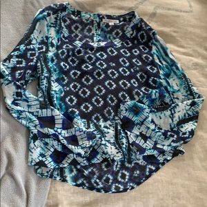 Patrons of Peace Top size Medium